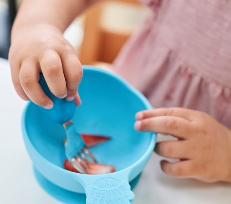 Nana's Manners BLUE Miska silikonowa z przyssawką i uchwytem