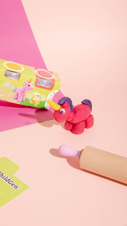 ChildGen, Naturalna ciastolina w eko-kubkach - zestaw 4 kolorów: biały, różowy, fioletowy, żółty